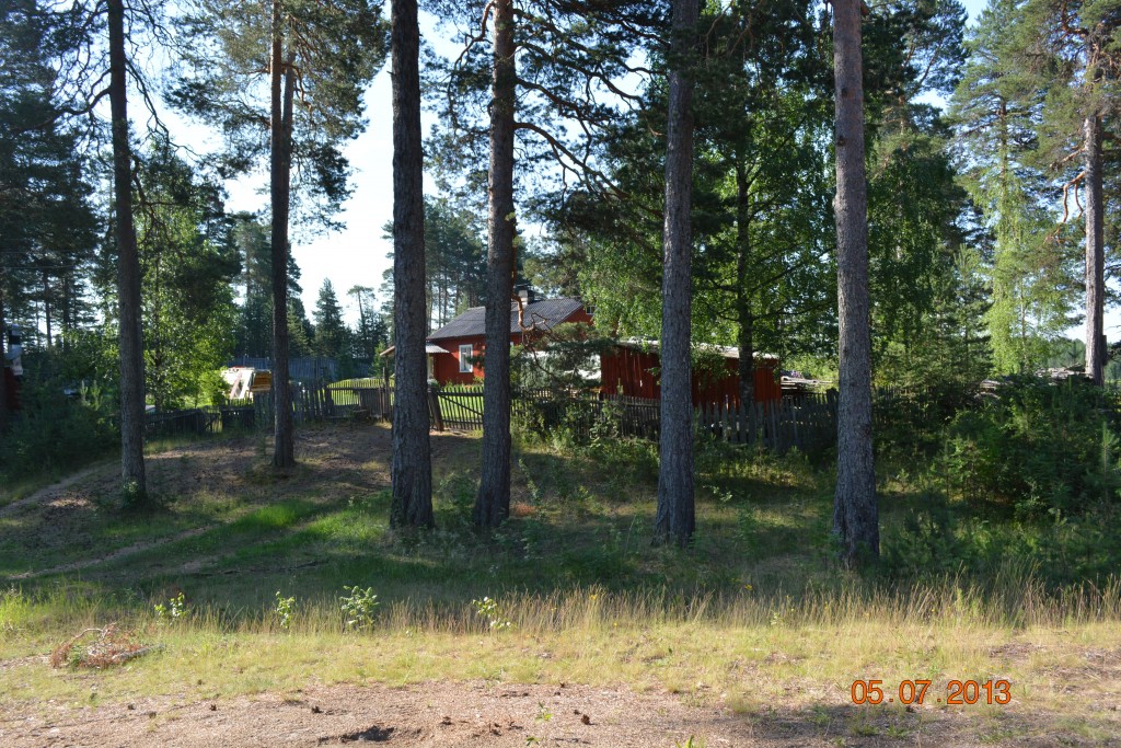 Erkki Suden isän "Ahman" komentopaikka Tiiksassa, kuvattu 5.7.2013. Kuva Reijo Pulkkinen. 